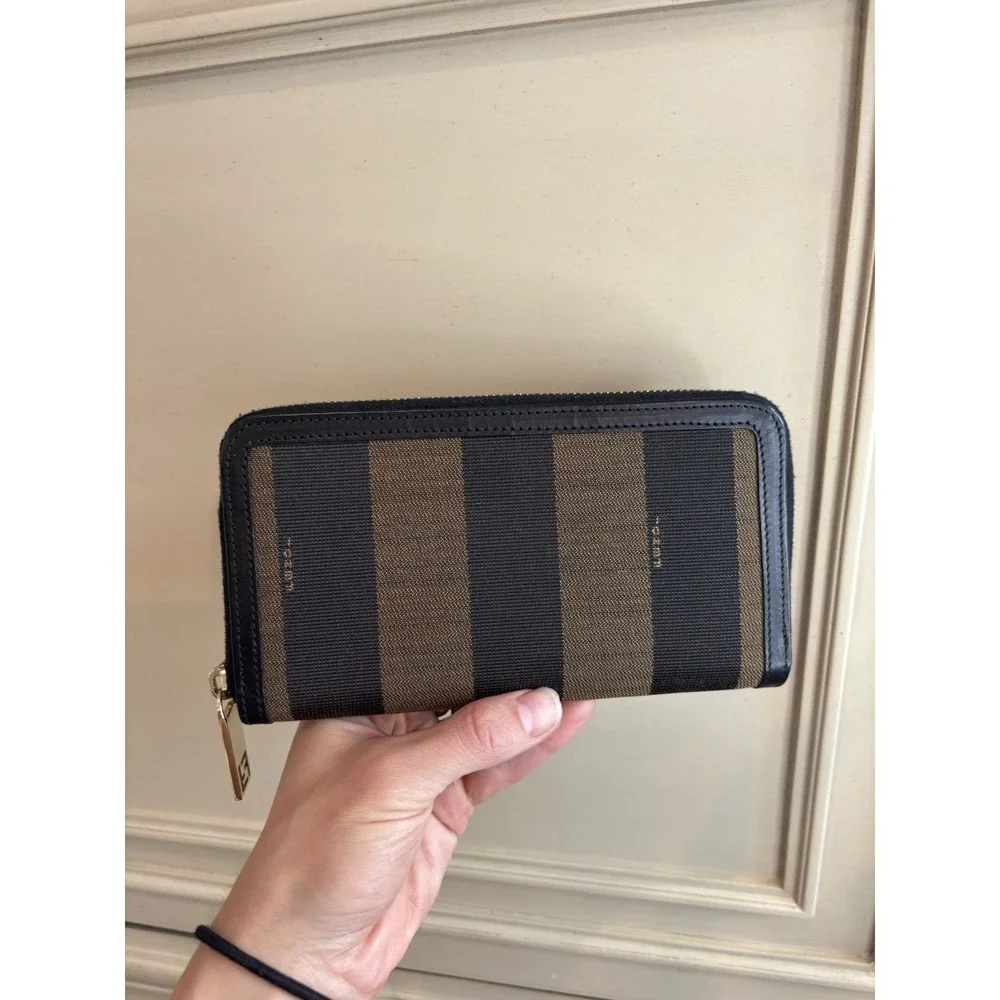 Fendi Pequin Canvas Continental Wallet Authentic EUC Zip Close Brown Made Italy - Picture 2 of 14